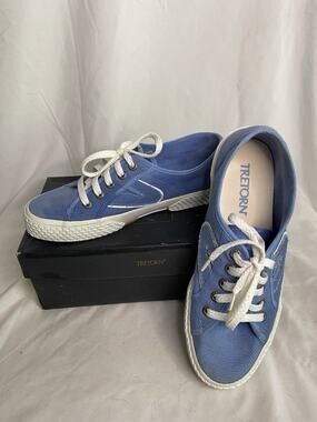 TRETORN Canvas Sneakers Women's 8.5 Shoes Blue Marina Lace-Up Athleisure Casual